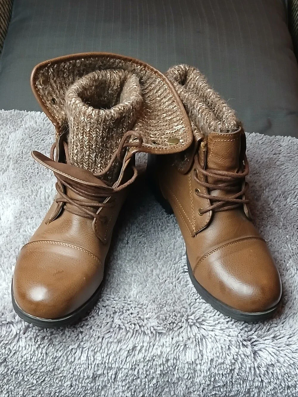 Jessica Cline Brown Cap Toe Knit Cuff Lace Up Boots 8.5
